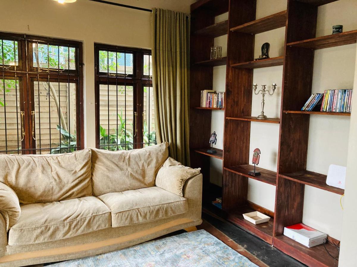 Italian 1&2 * Durban