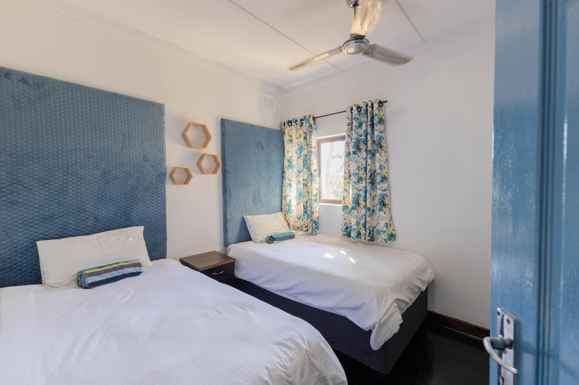 Villa Italian 1&2 *